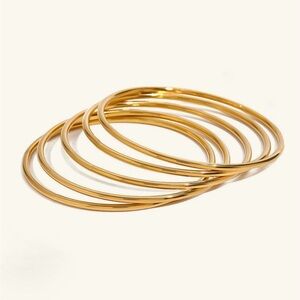Elegant Gold Bangle Set